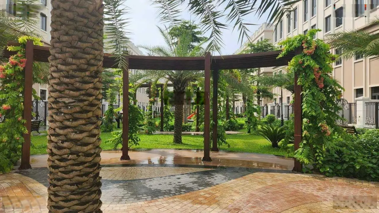 Bán nhanh căn liền kề 68m2 giá rẻ 7.6 tỷ, Thời Đại 18, 2 mặt tiền 1 mặt công viên. Vay ls ưu đãi