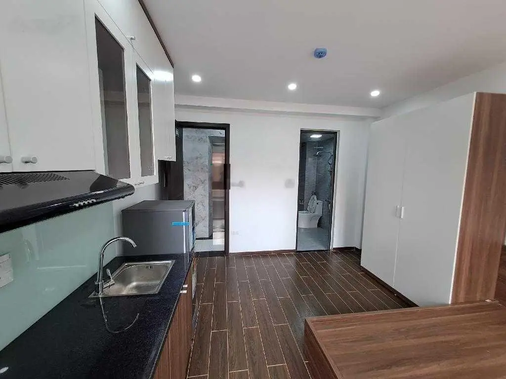 Bán CCMN 7T TM sát mặt phố Phú Đô 55m2, dòng tiền 60tr/th, có ban công, an toàn PCCC, 30m oto tránh