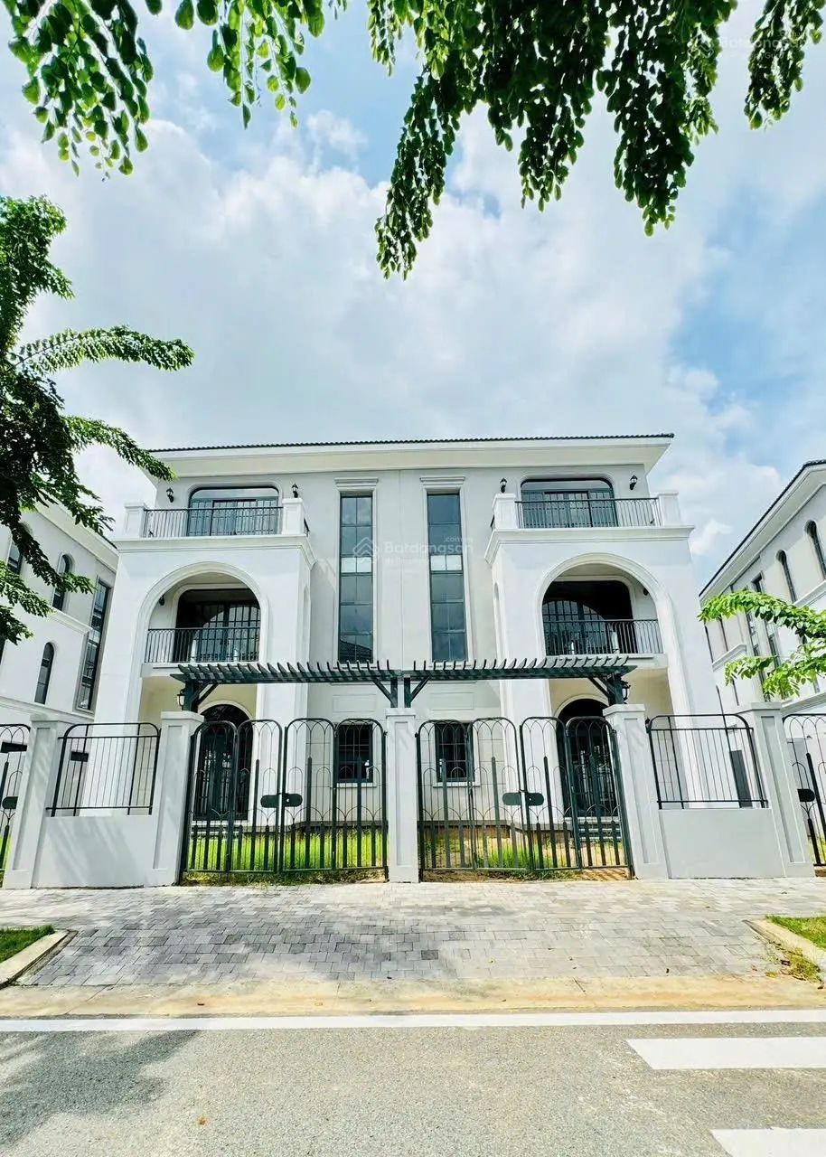 Bán Biệt thự song lập 10x25m, view sông