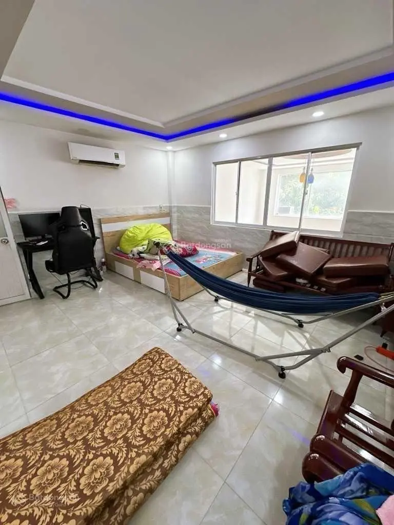 Nhà 3 tầng - hẻm xe hơi Tân Thới Nhất 05, ngang khủng hơn 5m (74m2), 3PN, 3WC nhỉnh 5 tỷ