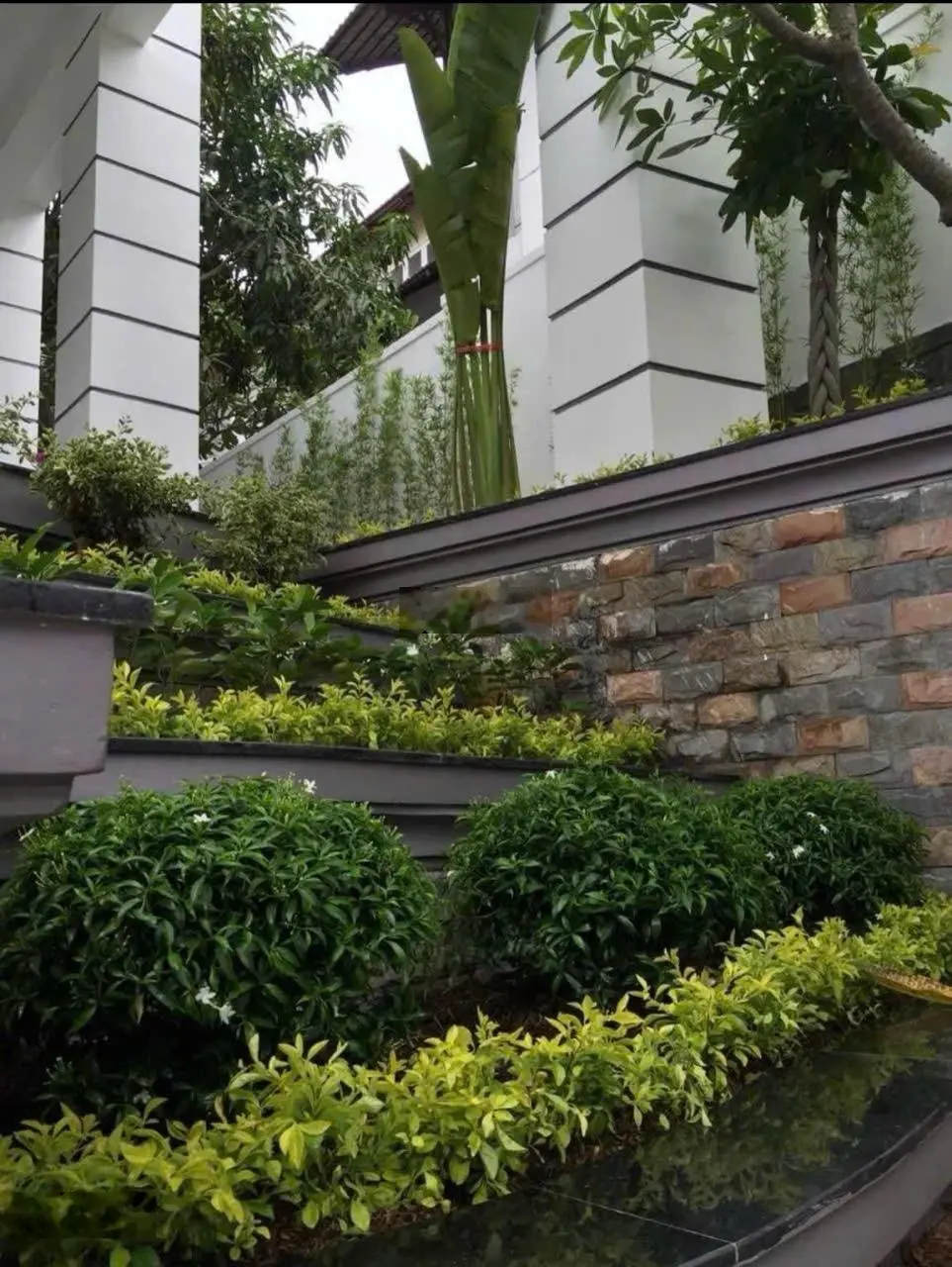 CHÍNH CHỦ gửi bán gấp căn biệt thự 412m2 tại mặt tiền NGUYỄN TẤT THÀNH phước đồng tp NHA TRANG