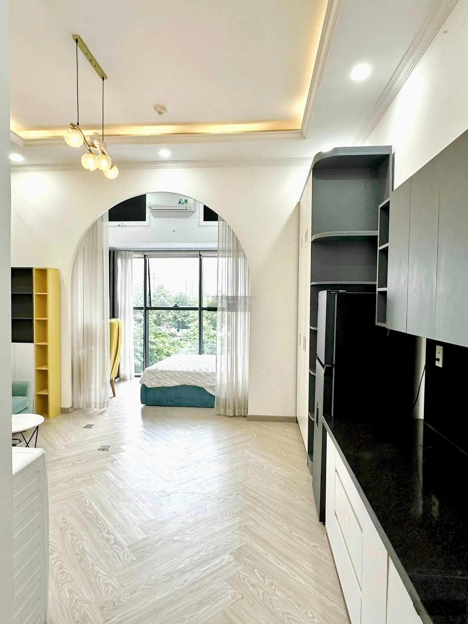 The Sun Avenue Q2 - bán studio đầy đủ nội thất như hình chỉ 2.020 tỷ bao thuế phí. Có hỗ trợ vay