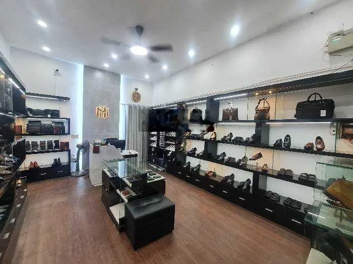 BÁN NHÀ MẶT PHỐ NGUYỄN TRÃI, THANH XUÂN - VỈA HÈ RỘNG - KINH DOANH ĐỈNH. 108M2- MT4.2M GIÁ 30 TỶ