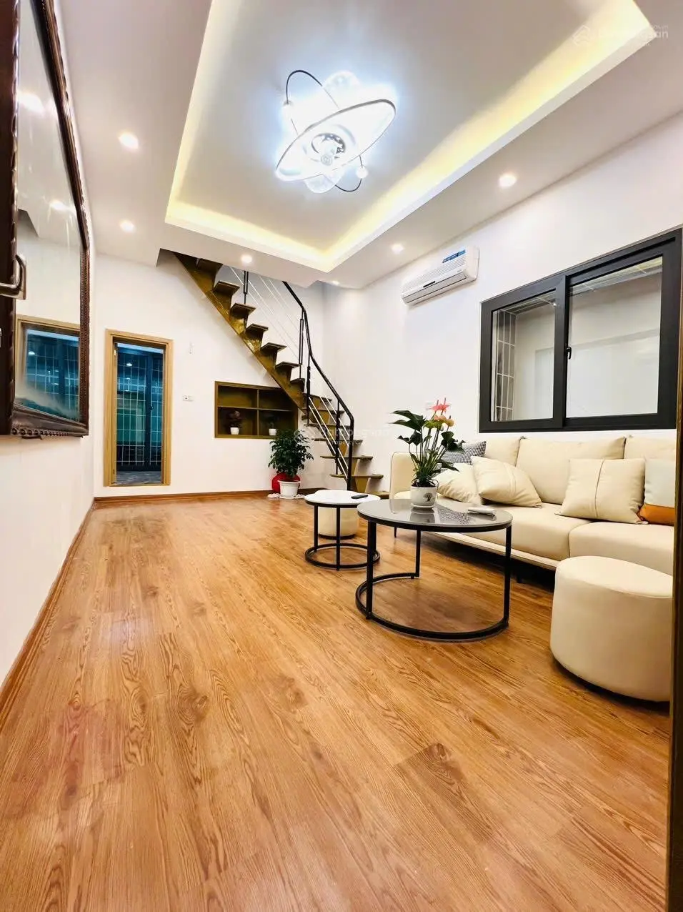 Bán tập thể Kim Mã, Đào Tấn, Ba Đình, gần Lotte, nhà siêu đẹp, full nội thất, 2 ngủ, giá nhỉnh 3tỷ