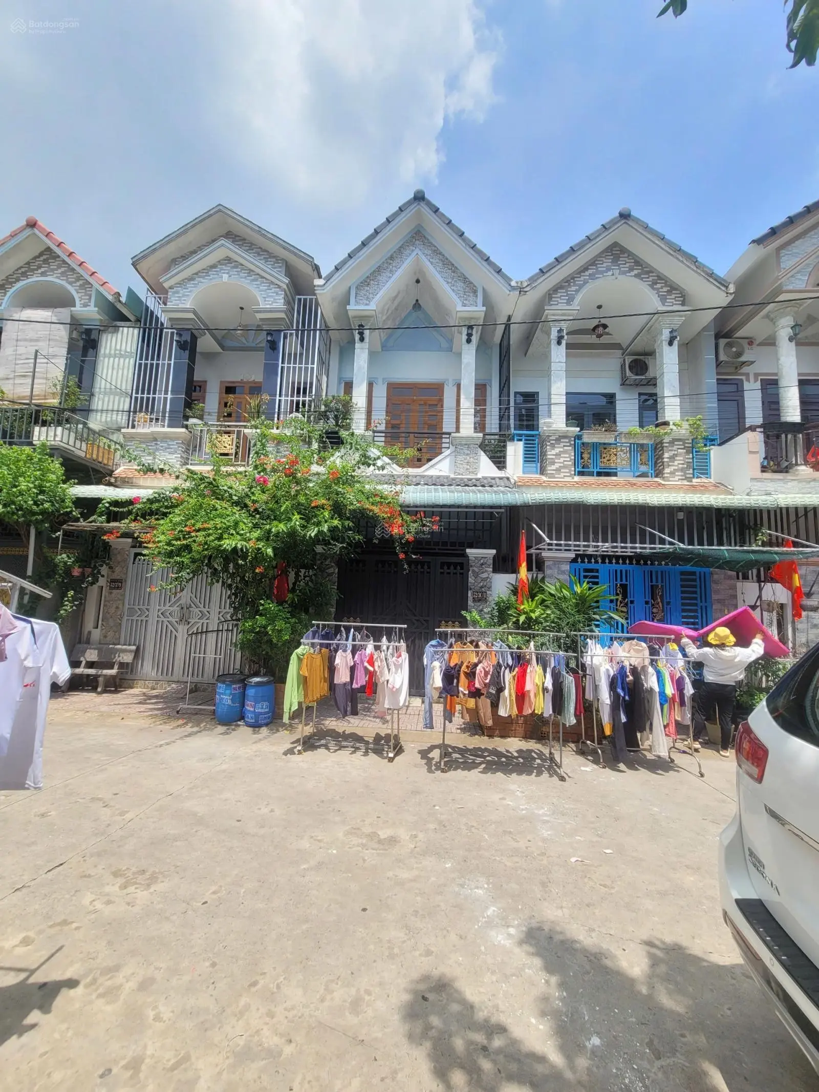 Bán nhà phố Đông B, Đông Hòa. Gần ngay đường Hai Bà Trưng.