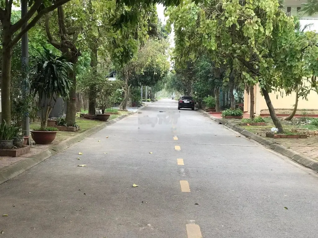 Cần bán lô đất tại đường Lương Ngọc Quyến, Hải Dương. Diện tích 187m2