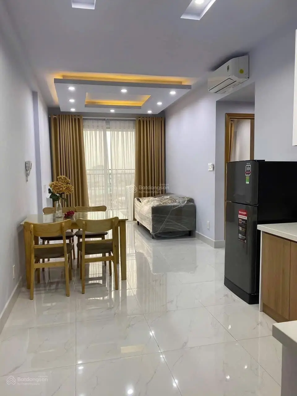 Bán gấp Emerald 2PN - 1WC (63,8m2) full nội thất, tầng cao lộng gió