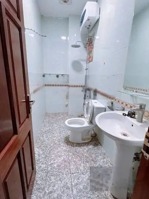 Bán nhà trần cung. 54m2, 4 tầng, lô góc, tặng full nội thất. giá 9.4 tỷ