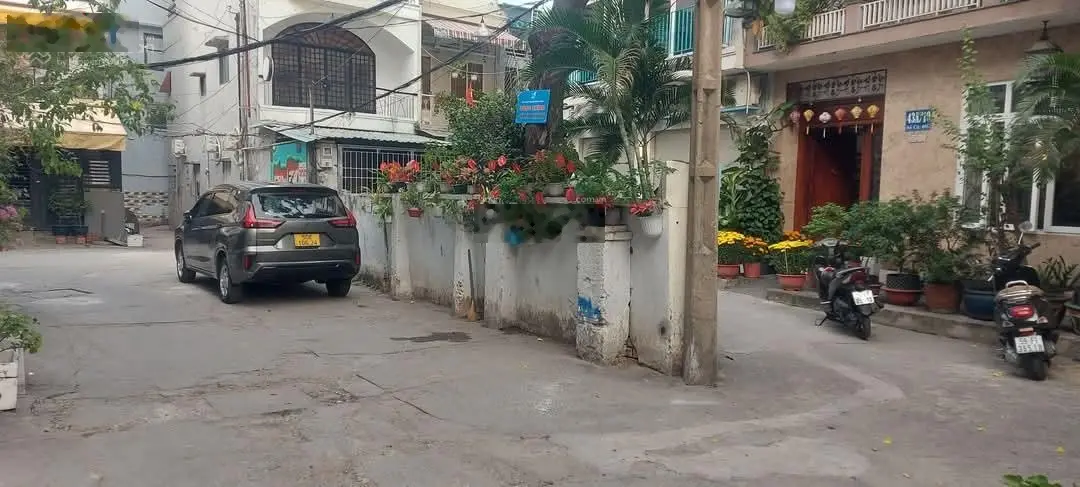 86M2 bờ kè Hoàng Sa Quận 3, ô tô xe hơi quay đầu thoải mái - 4,5mx19m 2 tầng cấp 4 mở cafe sân