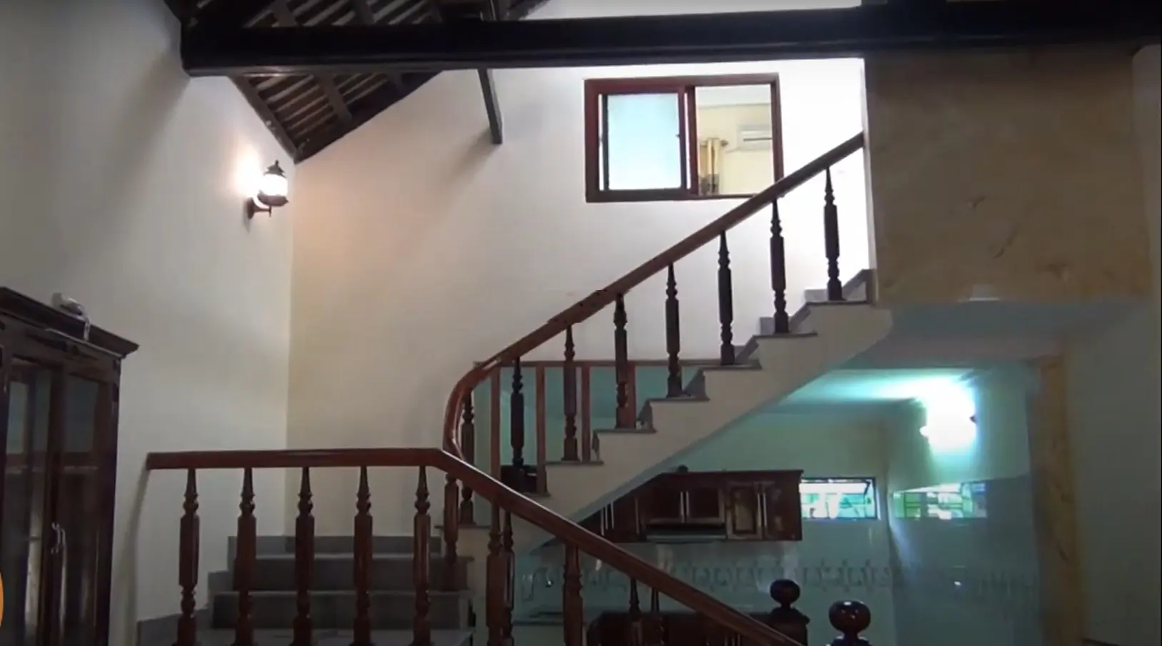 Bán nhà mặt đường số 71 khu phố Đông Thái thị trấn Vĩnh Bảo. 105m2, rộng 4.75m. Liên hệ chính chủ