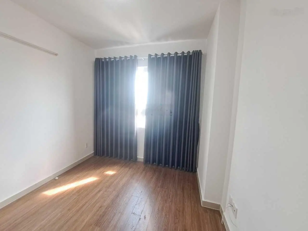 Bán Căn Topaz City 2PN-2WC MT Tạ Quang Bửu P5 Q8