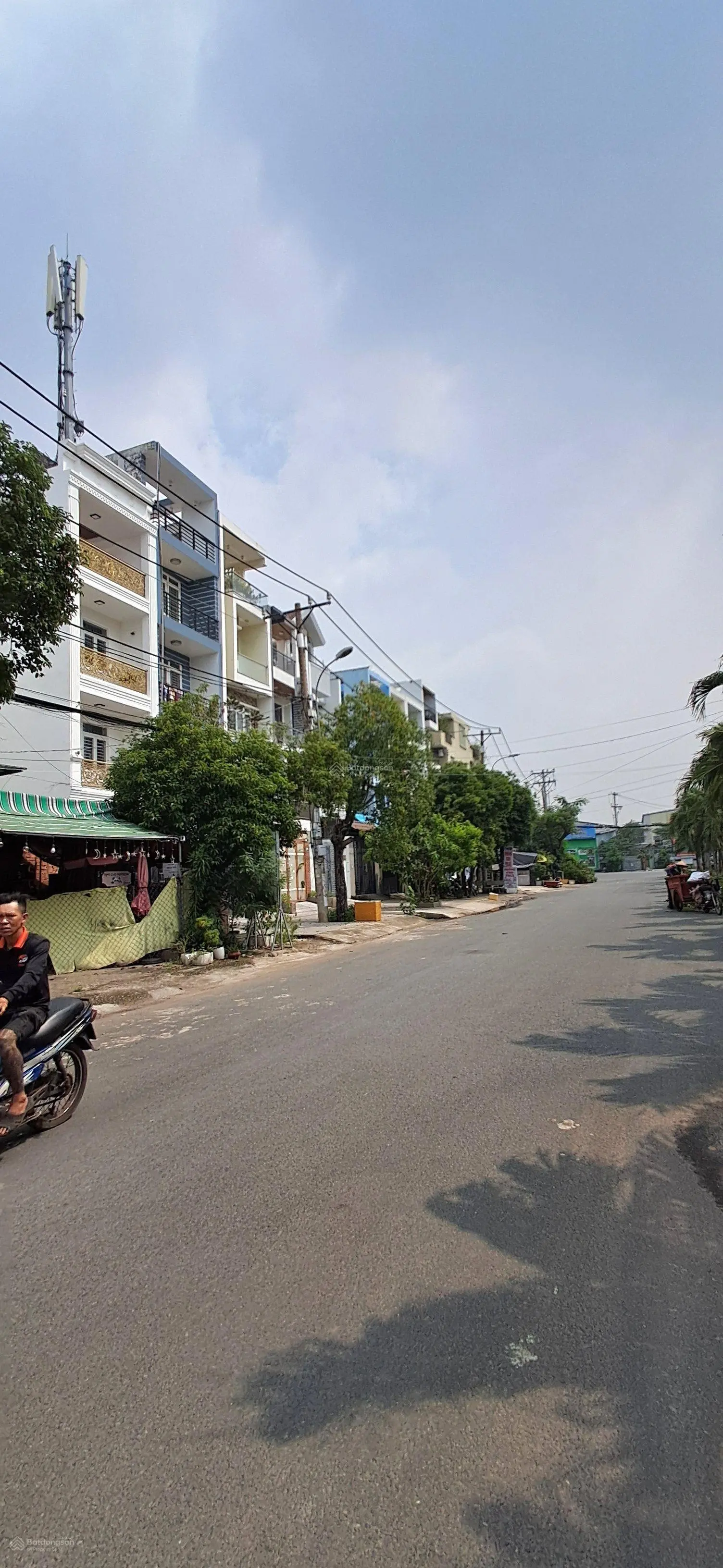 Mặt Tiền Đường Số KDC Cao Lổ, Nhà 4 tầng, 5 x 20 ( hơn 11tỷ ***) giá còn thương lượng