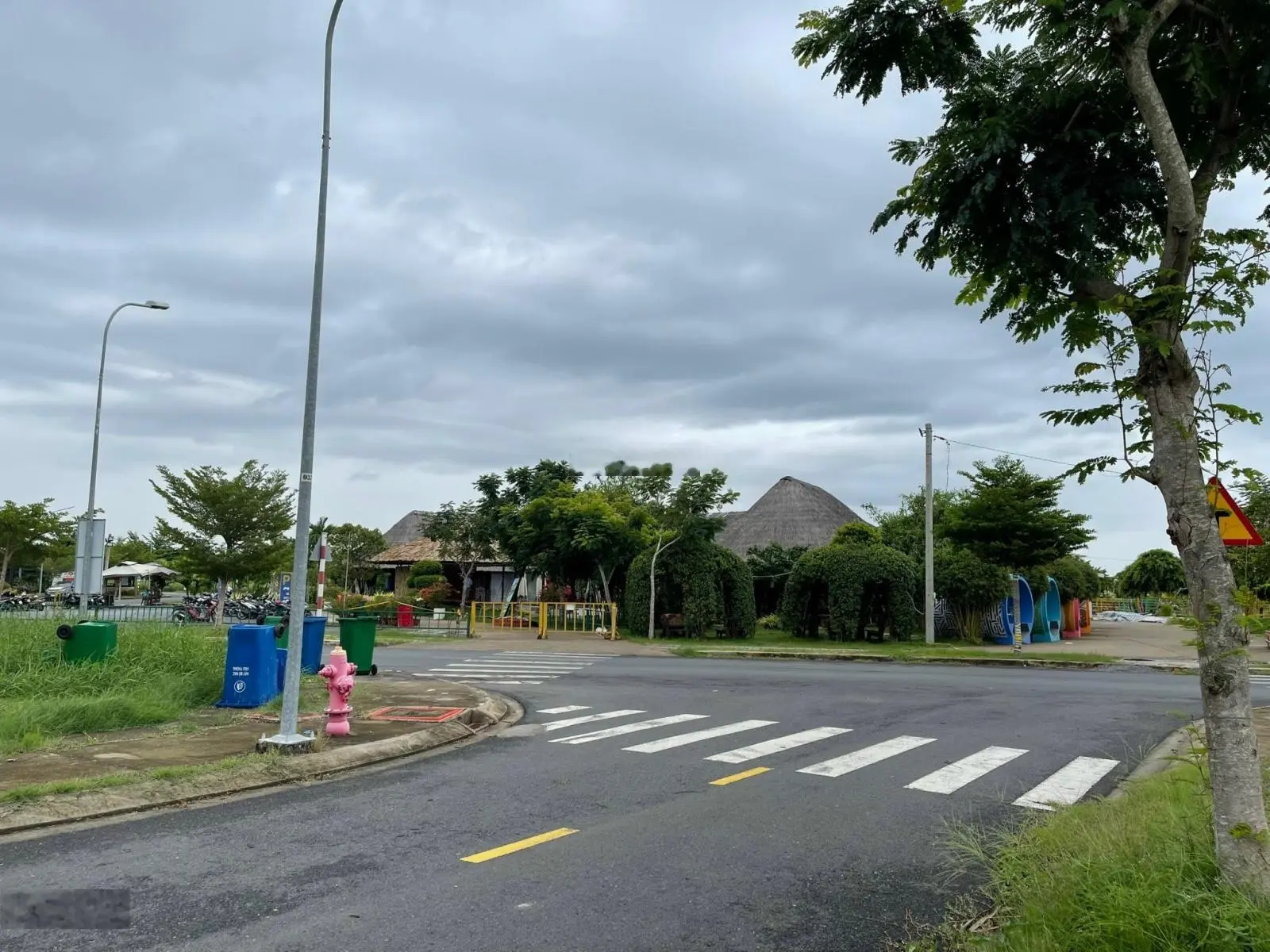 Cần bán đất chính chủ giá 2,7 tỷ VND tại thị trấn Cần Giuộc, Long An