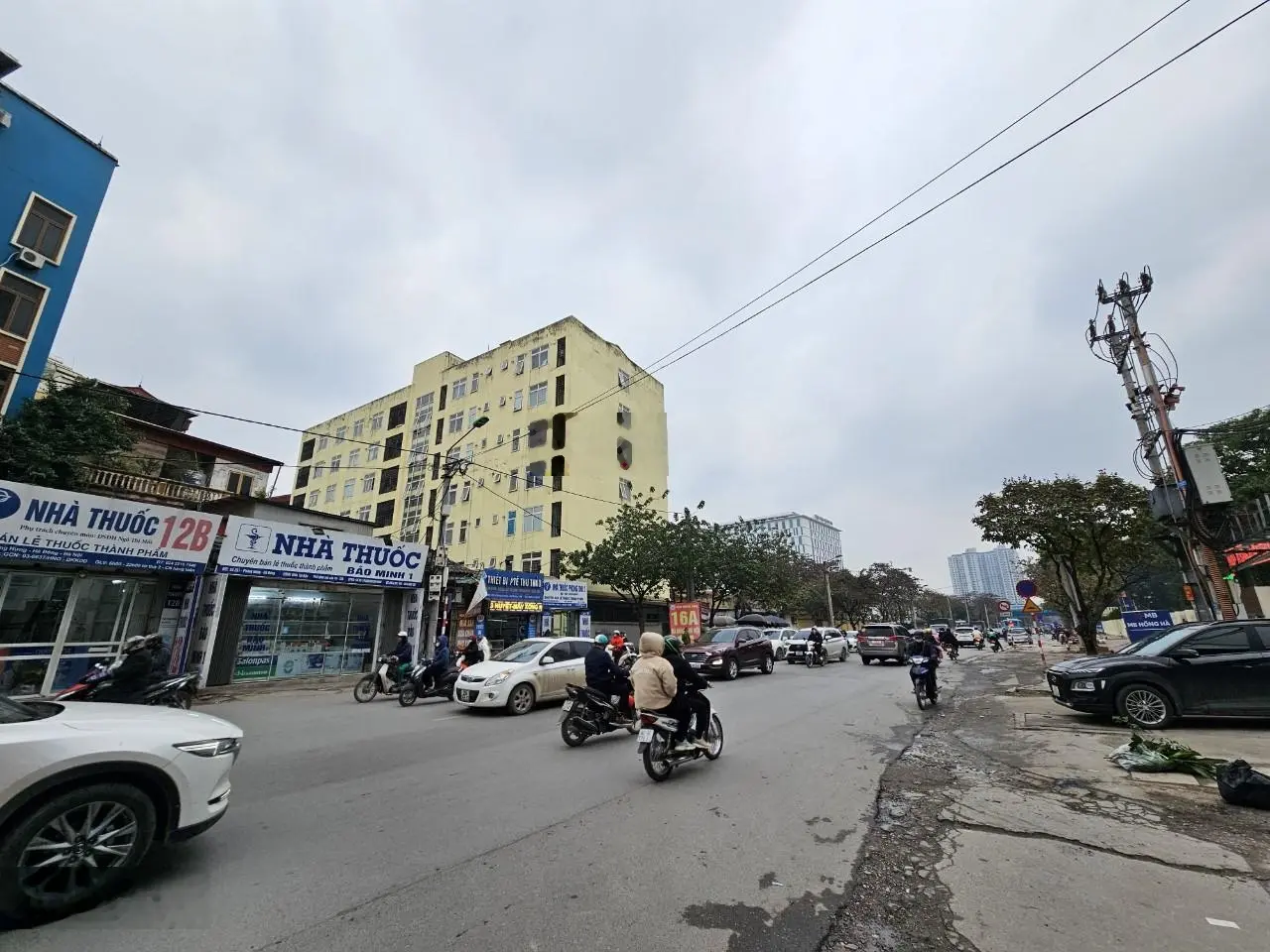 Bán nhà 36m2 gồm 2mặt thoáng Yên Phúc, Văn Quán, HĐ gần ngay HV Quân Y, BV Quân Y 103. Ôtô đỗ.6tỷ3