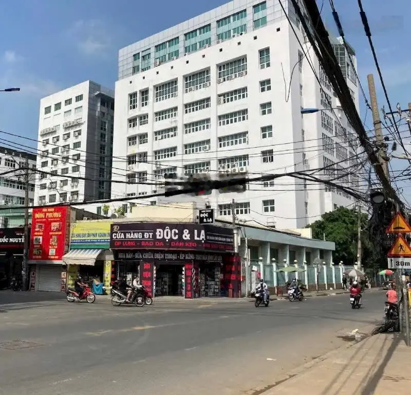 Nhà nằm ngay khu phân lô hẻm 8 m phường 14 Gò Vấp