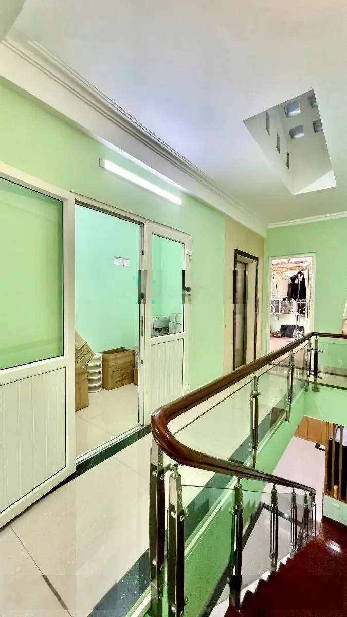 Bán gấp nhà siêu vip Phùng Chí Kiên 65m2 x 5 tầng mặt tiền 4m dân xây chắc chắn phân lô ô tô tránh