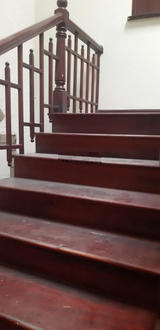 Bán biệt thự 3 mặt tiền Nguyễn Văn Trỗi P. 12 Q. Phú Nhuận