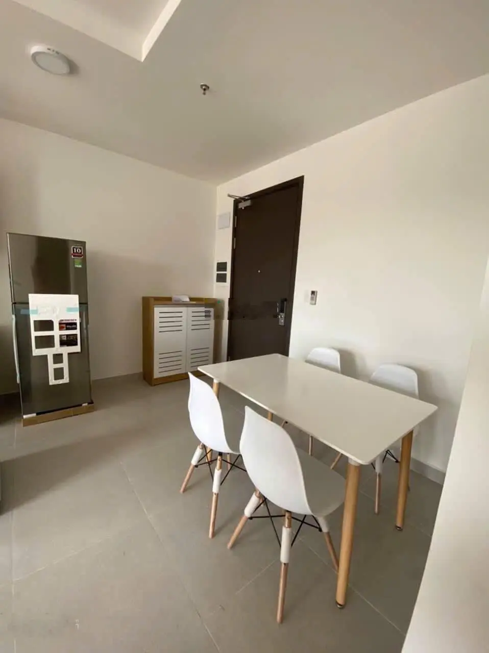 Cần bán nhanh căn góc 2 phòng ngủ full nội thất Compassone sổ hồng riêng
