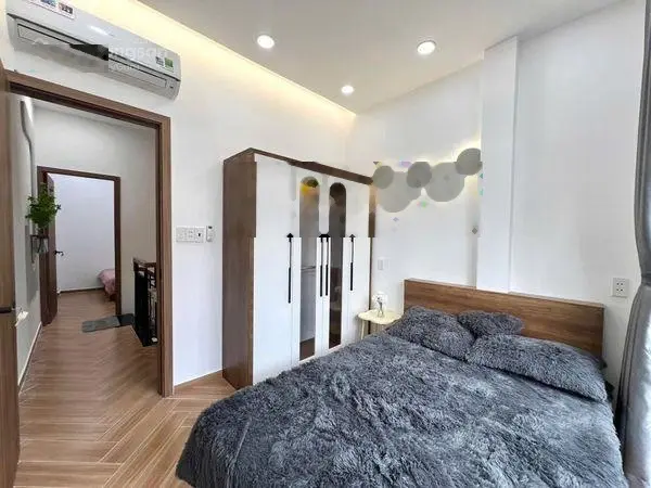 Bán nhà MT Nguyễn Thị Thập, Quận 7. Giá 5 tỷ 455. DT75m2. SHR