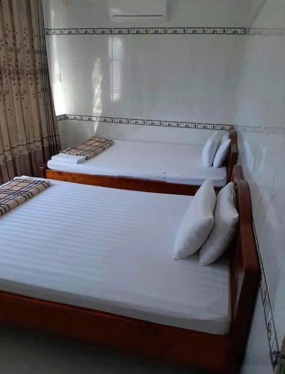 Bán khách sạn 7 tầng mặt tiền Bắc Sơn phường Vĩnh Hải giá 12 tỷ 6 cách biển 3 phút di chuyển