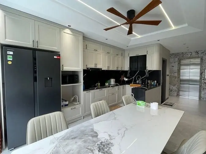 Bán nhà Gốc Đề cách ô tô đỗ 20m, gần phố, thang máy, 40m2, 6 tỷ, 5.6tỷ