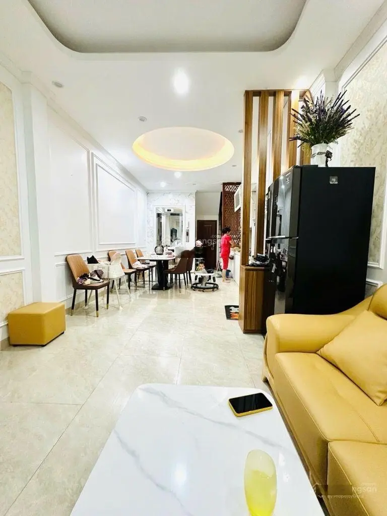 Bán nhà cực hiếm Lạc Long Quân, giáp phố, ngõ thông, view Hồ Tây, 50m2, 15.5 tỷ