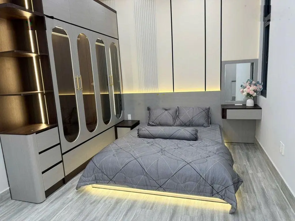 Nhà đẹp như mơ - Gần Phú Mỹ Hưng mua là ở ngay!