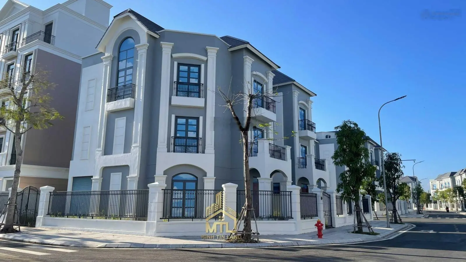 Săn hàng đầu tư nhà phố - biệt thự Vinhomes Quận 9. Liên hệ 0828/030/977 thiện