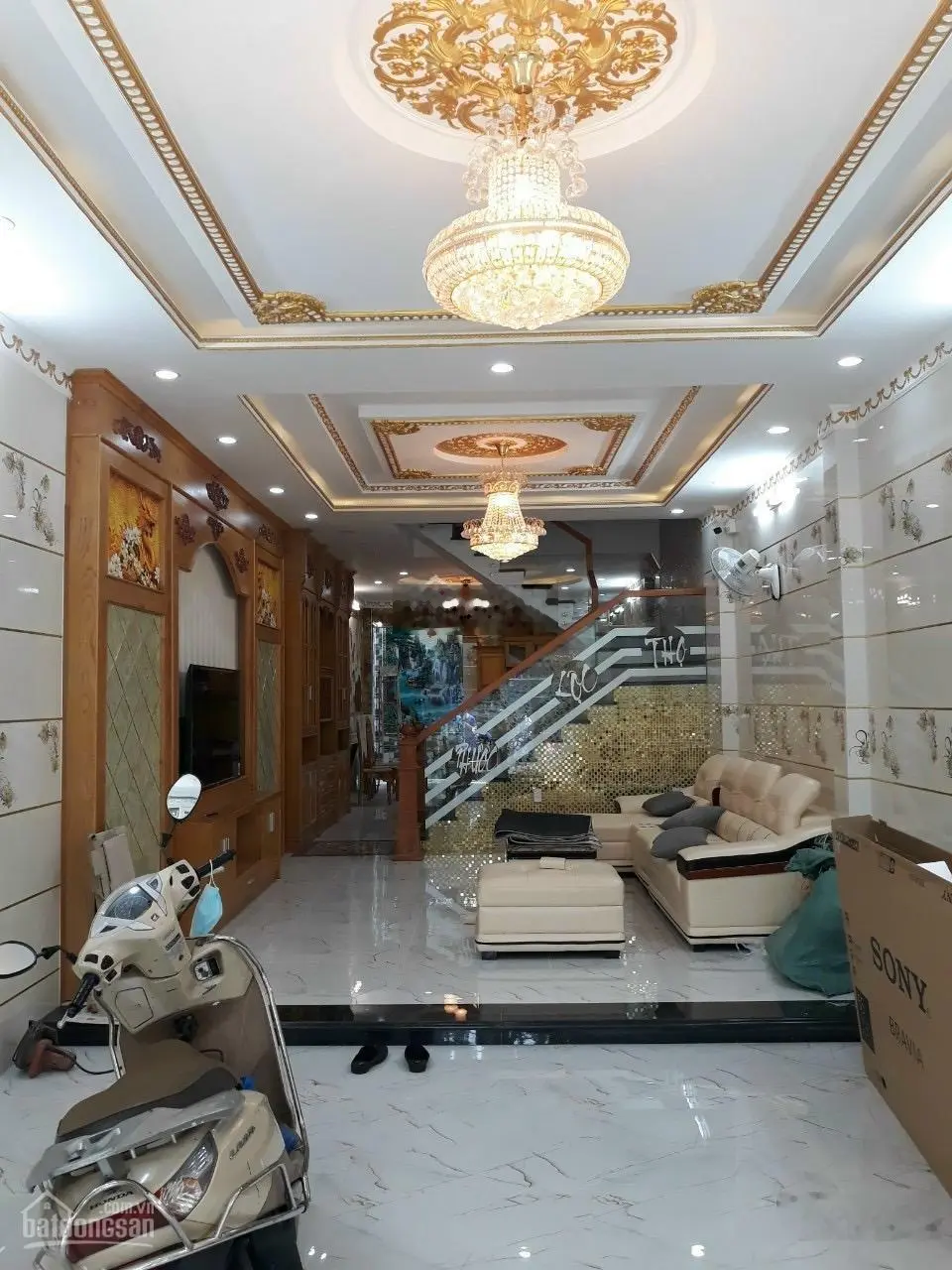 Chuyển nhà về quê cần bán gấp hẻm 366 Lê Văn Quới. DT ngang 4x20m đúc 4 tấm có lửng giá 6.2 tỷ TL