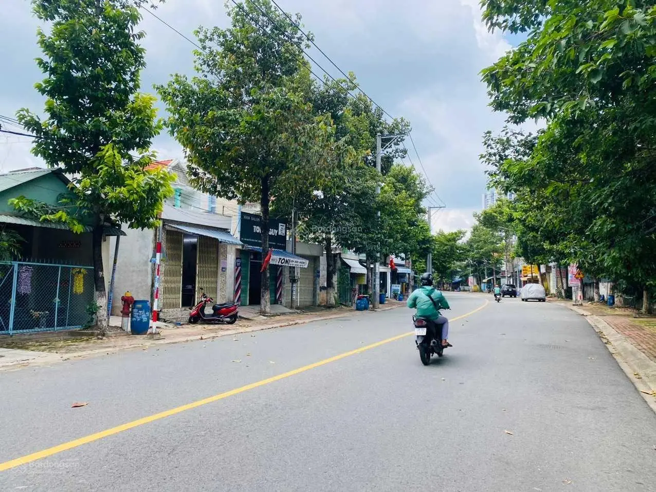 Nhà 119.3m2 mặt tiền Nguyễn Hữu cảnh - Đông hòa. LH: 0909 290 ***