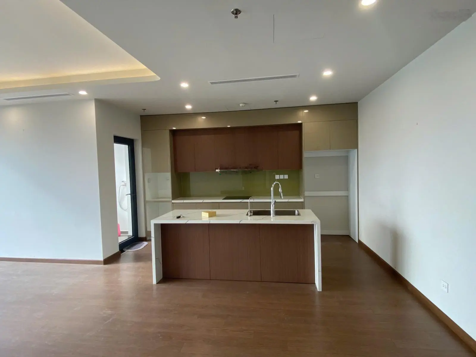 Bán nhanh căn hộ 3PN tại The Matrix One, 113m2, giá tốt. Liên hệ 0357 536 ***