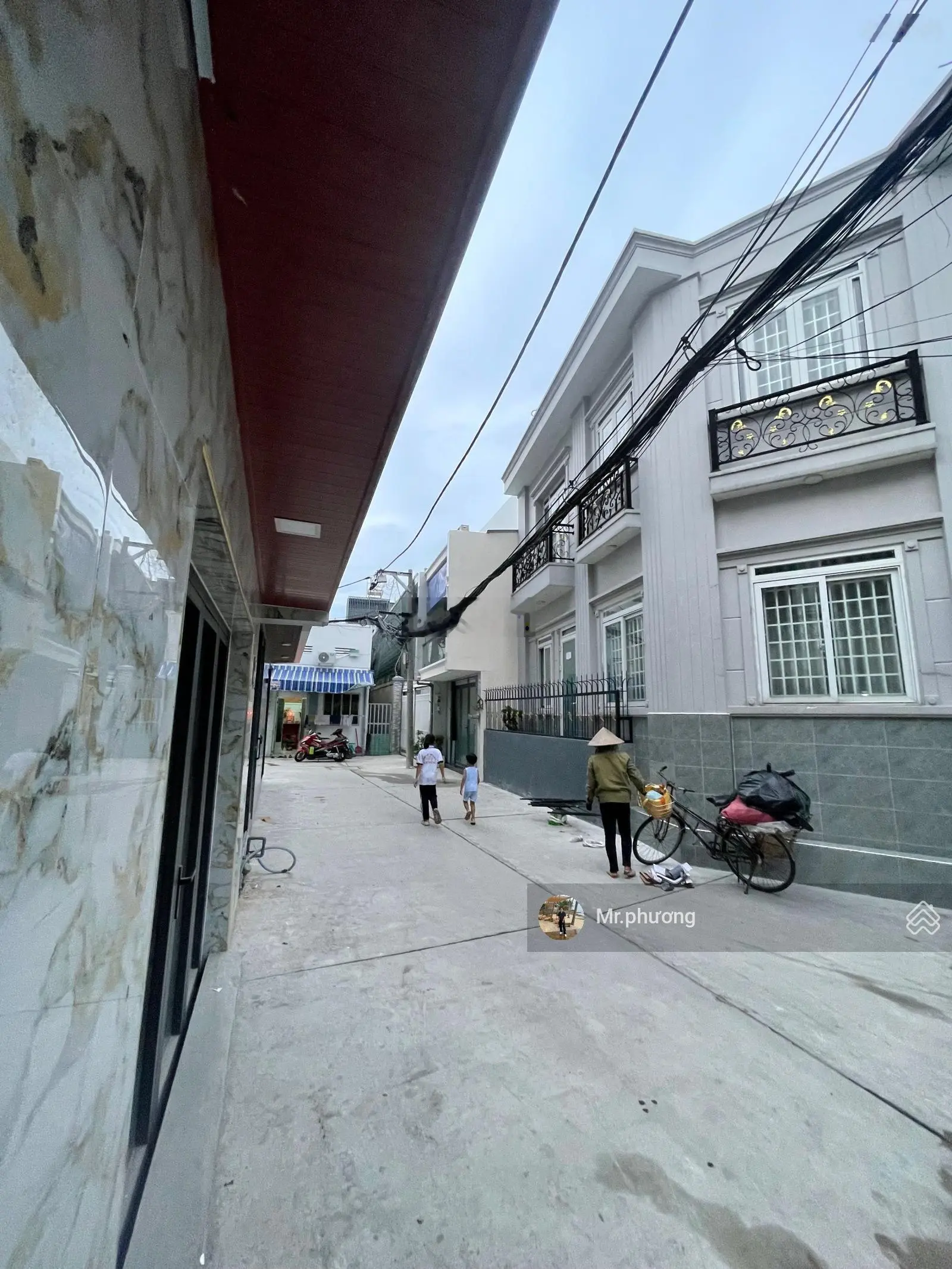Nhà đường Trần Văn Khánh Q7, ngang gần 6m, HXH, Ngay Cầu Thủ Thiêm 4, đi PMH, Q1 chỉ 5p