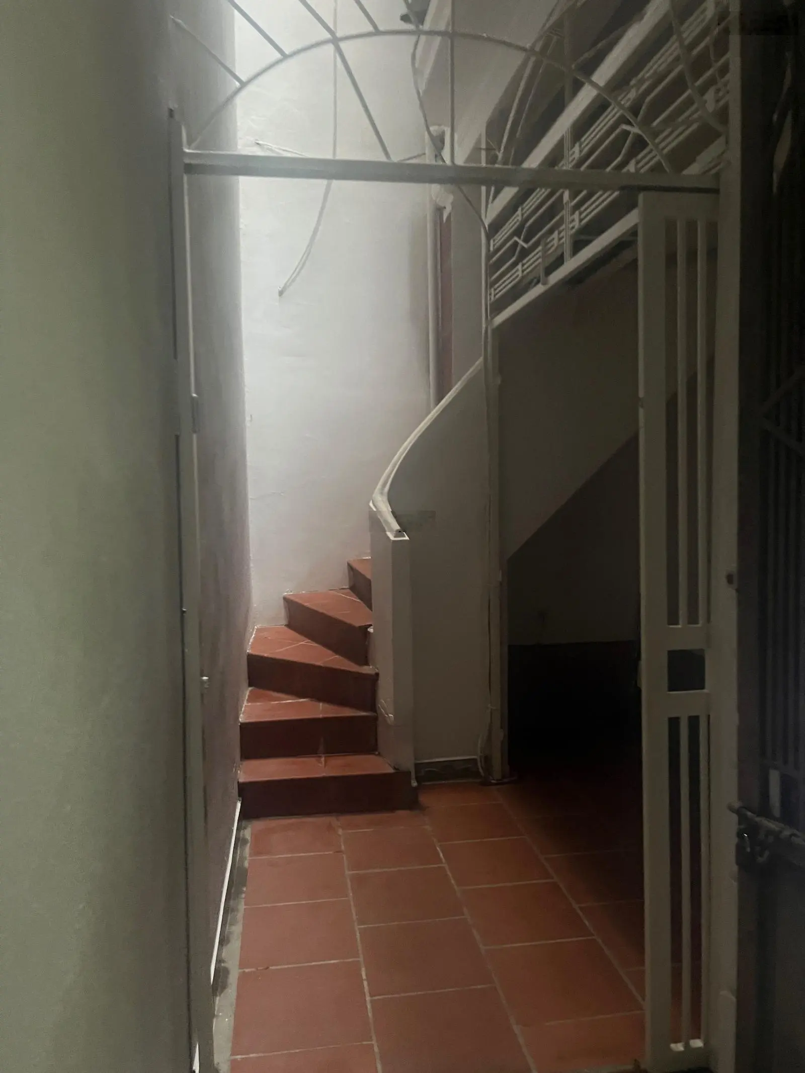 Tân Ấp Ba Đình diện tích 44m2 x 4 tầng giá 6,69 tỷ nhà mới ở ngay