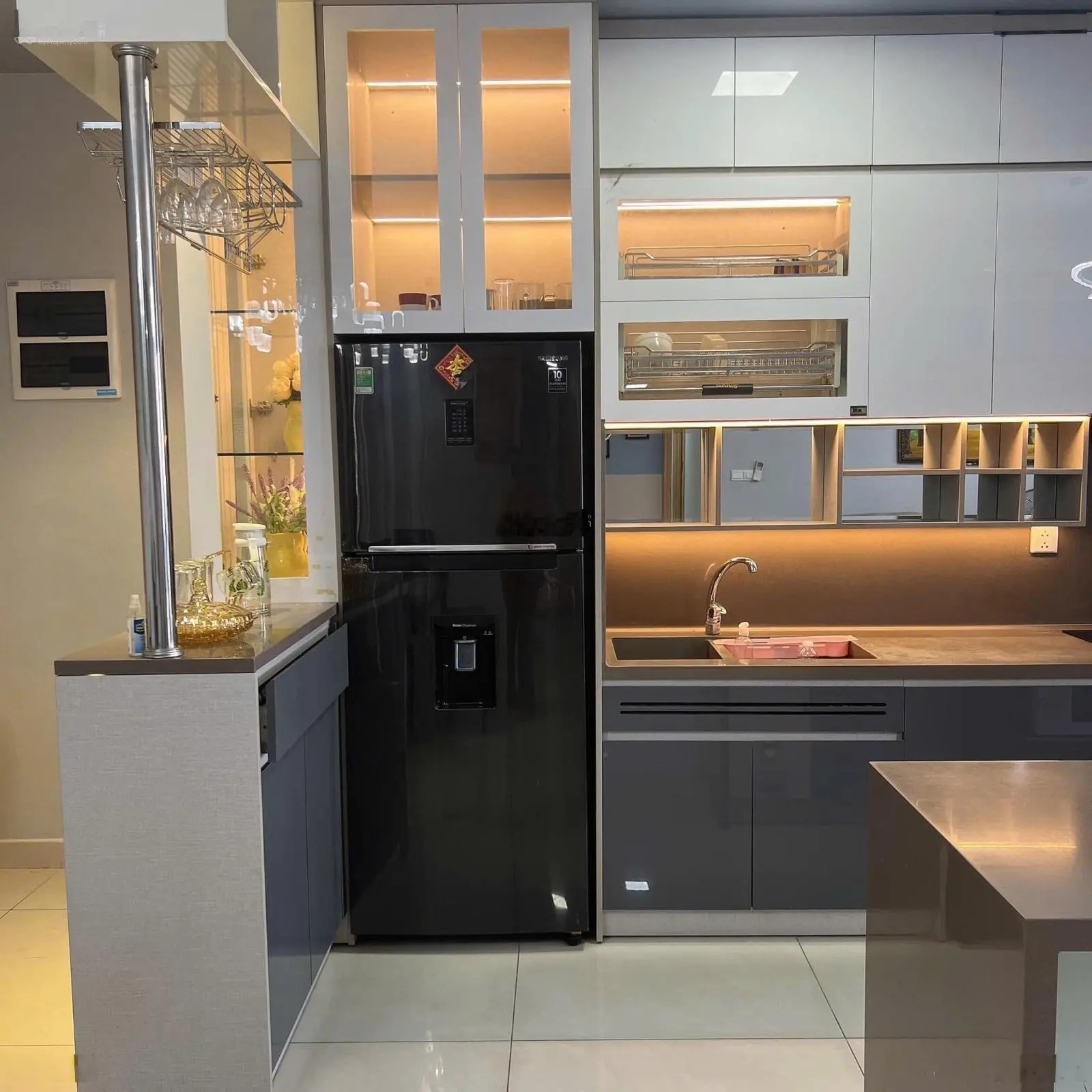 Bán gấp Emerald 3PN-2WC- 1Kho (112,3m2) Full nội thất đẹp 5,2 Tỷ