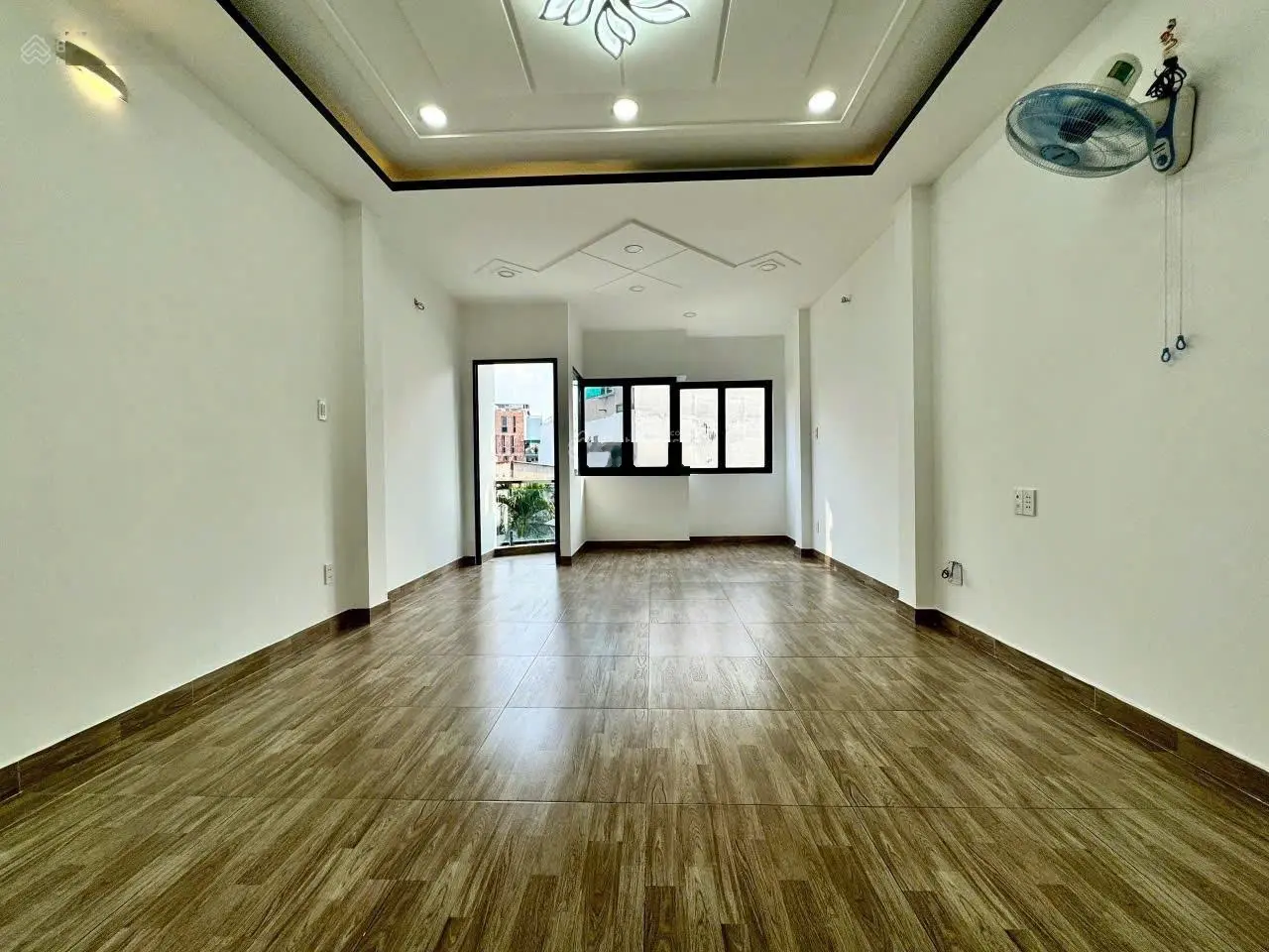 Hẻm xe hơi trung tâm bình thạnh ; 40m2 , 5 tầng , ô tô ngủ trong nhà _ giá 7,15 tỷ tl
