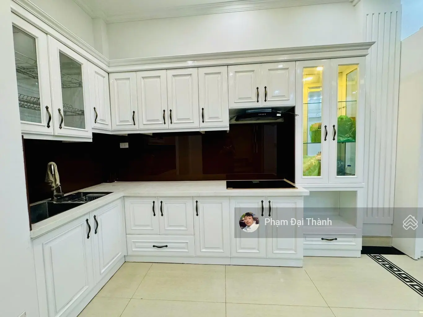 Cực hiếm! Duy nhất căn nhà Phố Trạm, DT 42M2 X 5 tầng x MT 7.5 M, giá chỉ 7.X tỷ. LH 0989819365