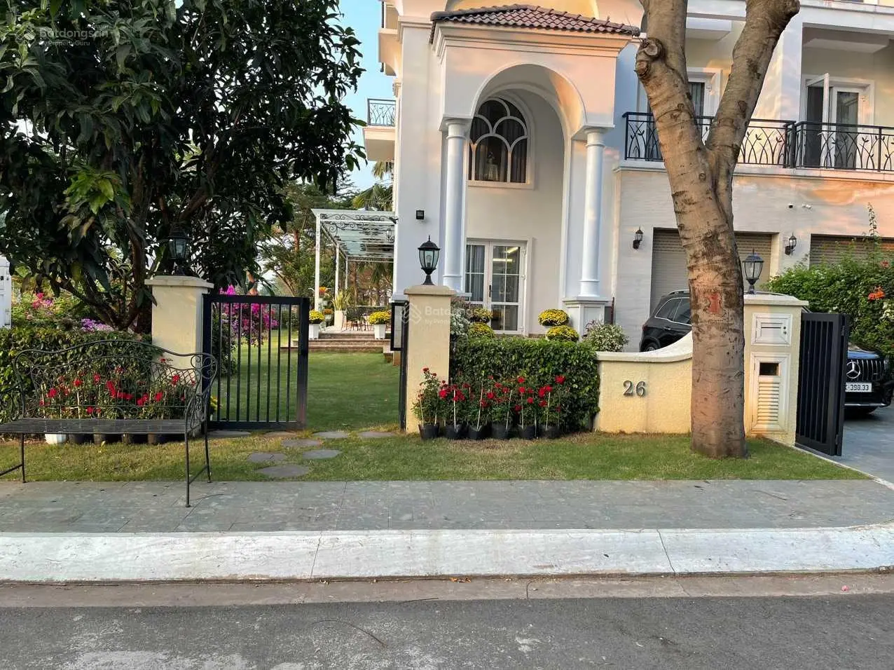 Căn biệt thự góc view sông, bên cạnh công viên rộng. Biệt thự VIP nhất Khang Điền