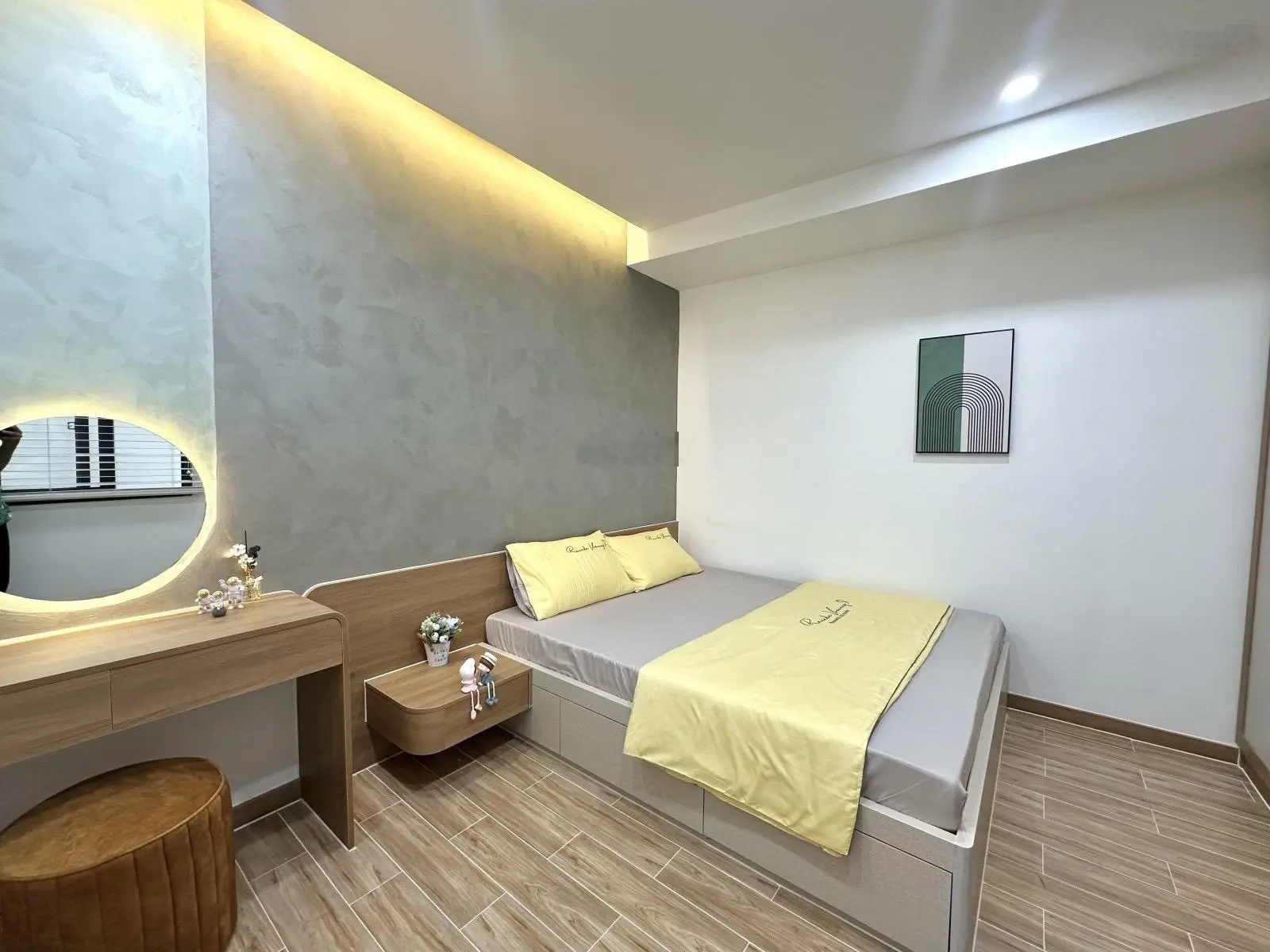 Bán nhà tặng full nội thất trên đường Nguyễn Văn Đậu, phường 11, Bình Thạnh.