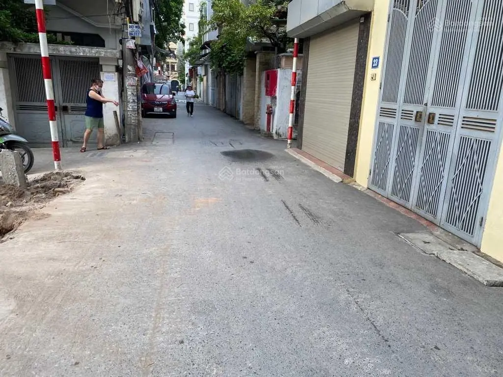 Bán đất tại Ngọc Thụy, Long Biên. Diện tích 44m2, giá 6 tỷ