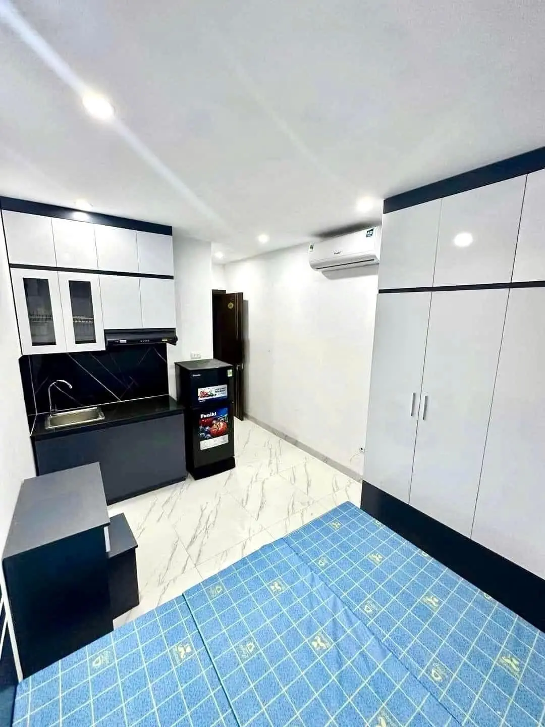 Đây rồi! Giáp Ngoại Giao Đoàn, Xuân La Có Nhà 80m2, 7T Thang Máy, 22Phòng,Ngõ Thông Ô Tô. Giá 17 Tỷ