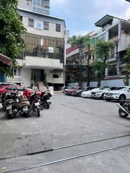 BÁN NHÀ RIÊNG PHỐ KIM MÃ, 80M, 9 tầng, ô tô, 31.3 tỷ