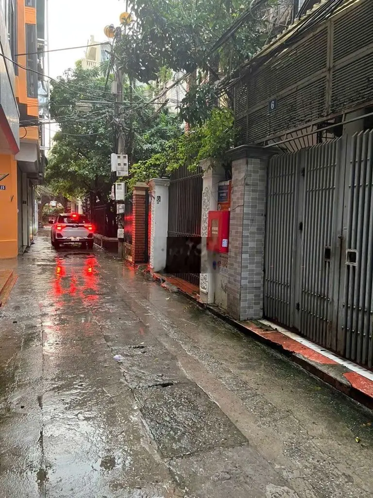 Bán nhà ngõ ô tô phố Trương Định quận Hoàng Mai. 20m ra phố phân lô