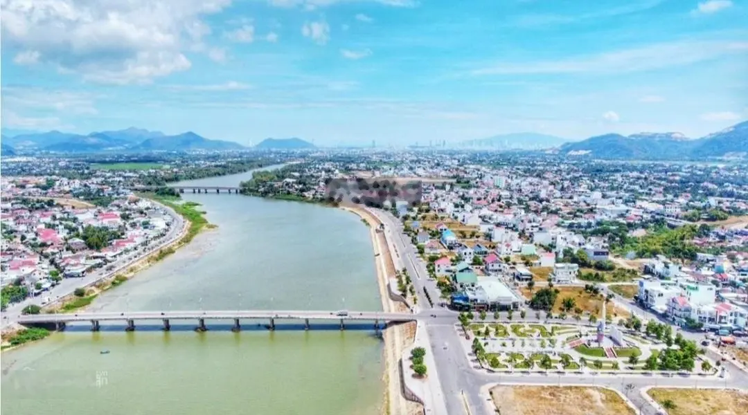 Bán lô Nam Sông Cái mặt tiền Võ Thị Sáu giá 16.2tr (rẻ hơn thị trường rất nhiều)