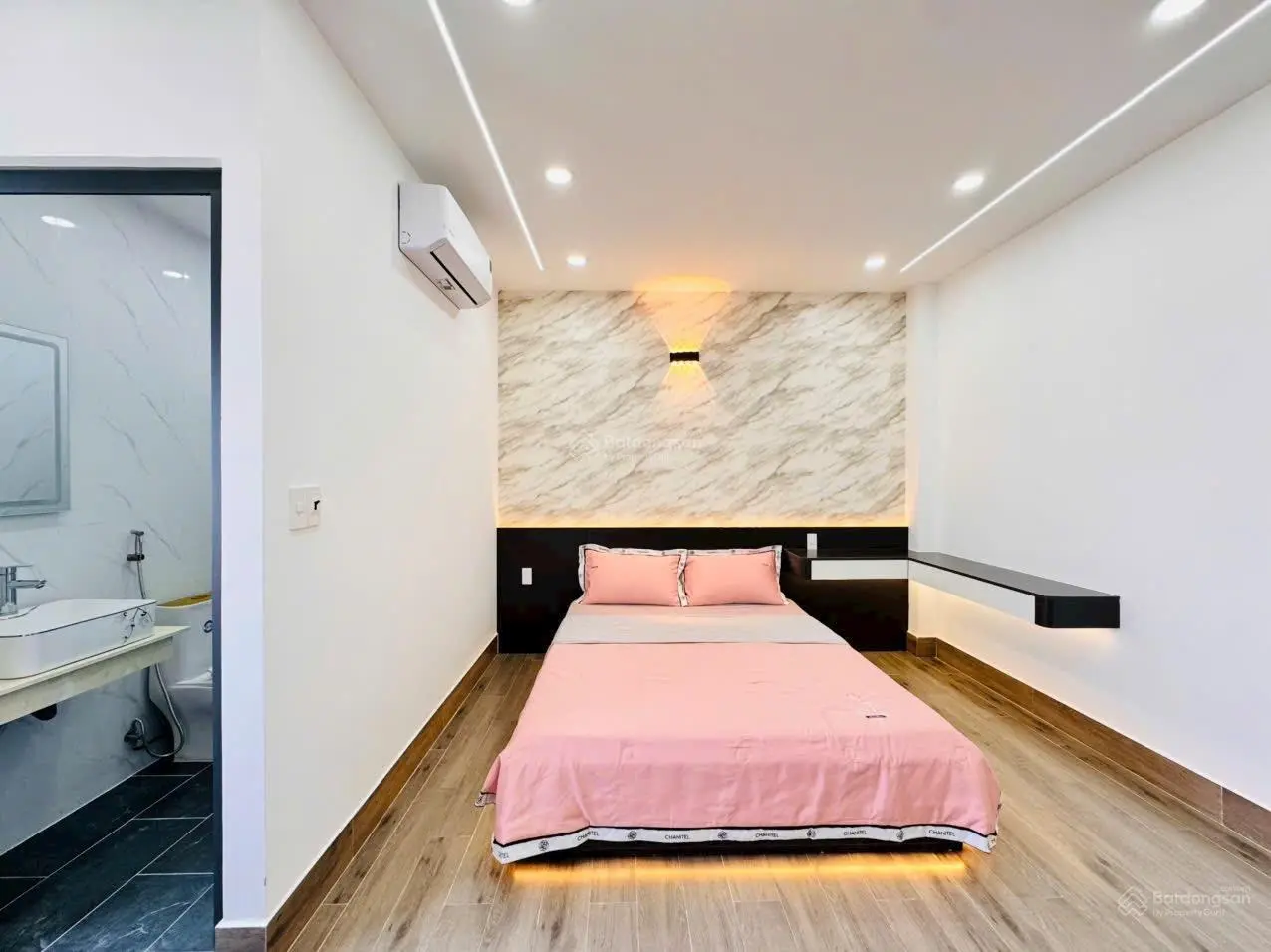Chính chủ cần bán căn nhà phố diện tích to giá mềm trục đường thạnh xuân 22