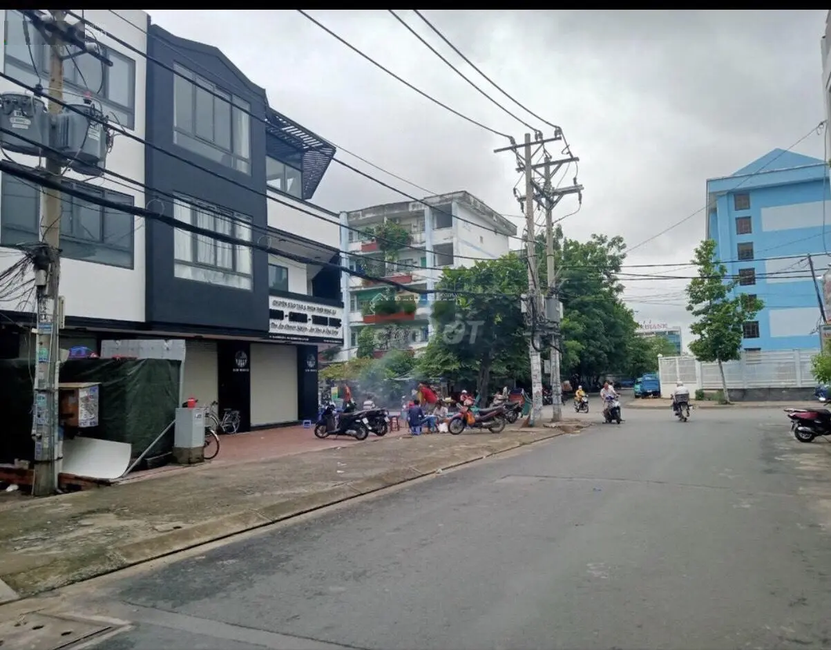 Bán Căn Nhà Góc 2 mặt tiền vị trí đắc địa đường kinh doanh 12m Khu Bùi Minh Trực P5 Quận 8