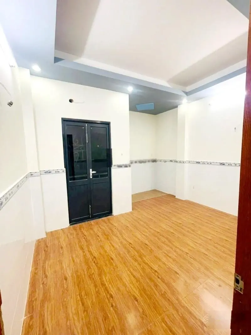 Bán căn hộ dịch vụ - Mới tinh - 7PN full công năng - dòng tiền ổn định 23tr/tháng