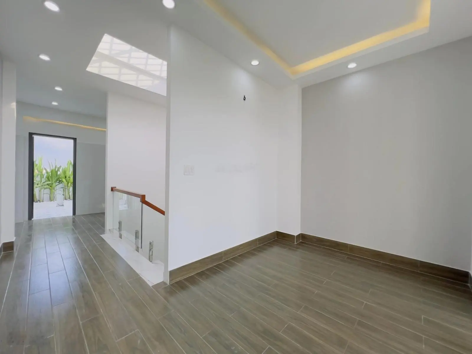 Nhà Chính Chủ Siêu Dài Cần Bán Ra Căn Hà Huy Giáp P Thạnh Xuân Q12,100m2,Giá 4tỷ890,Sổ Hồng Riêng