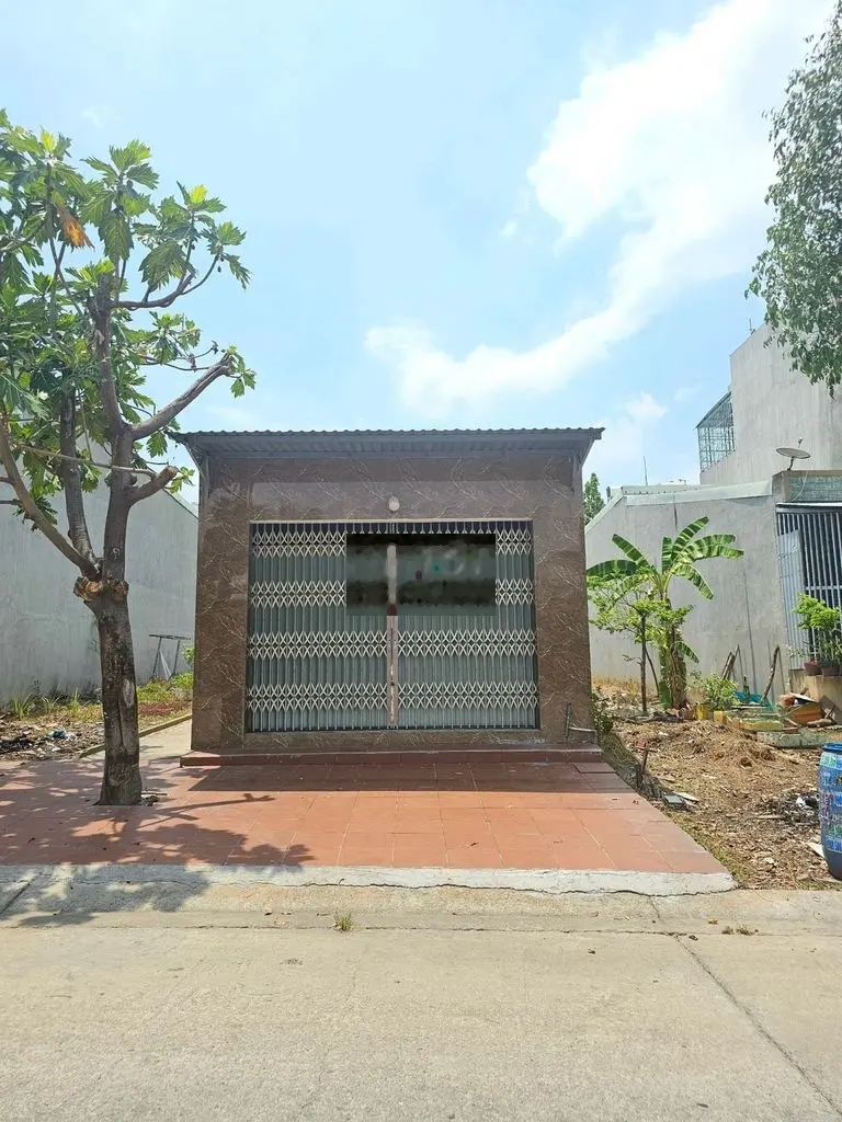 Bán nhà 1 tỷ, diện tích 150m2 tại Đường Quốc lộ 13, Phường Thới Hòa, Thị xã Bến Cát, Bình Dương