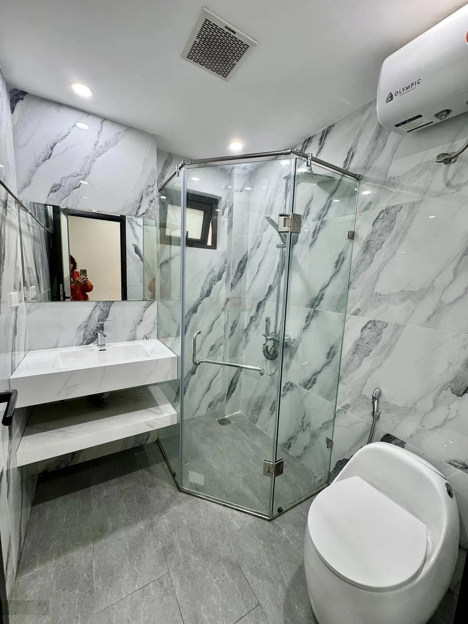 Bán nhà riêng 59m2, 12,5 tỷ, 6PN, 4WC tại Ngọc Lâm, Long Biên, Hà Nội siêu hot