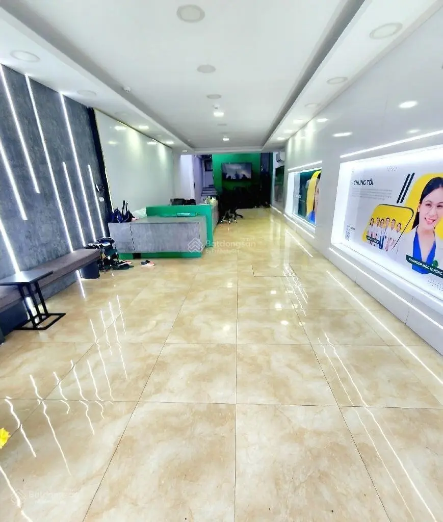 Mặt phố Cầu Giấy 90m2 - vỉa hè - 8 tầng thang máy - kinh doanh đỉnh - Nguyễn Khang 90m2 - 8 tầng